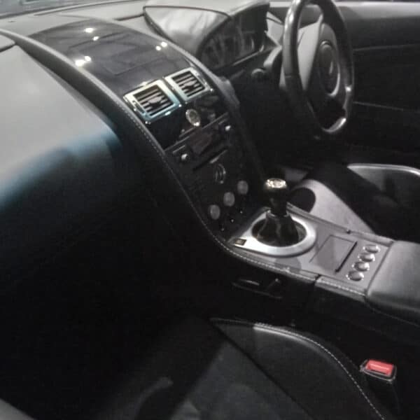 281025 2006 Aston Martin V8 Vantage Appraisal 18