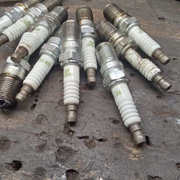 291025 1991 Jaguar XJS Spark Plugs and Rear Brakes 11