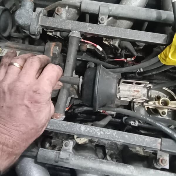 291025 1991 Jaguar XJS Spark Plugs and Rear Brakes 17