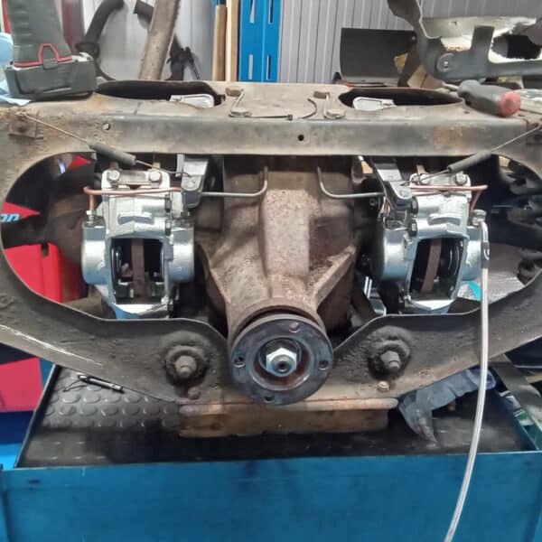 291025 1991 Jaguar XJS Spark Plugs and Rear Brakes 26