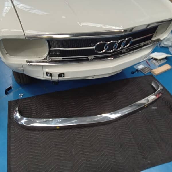 300925 1969 Audi 70L Refitting 15