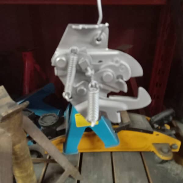 300925 1969 Audi 70L Refitting