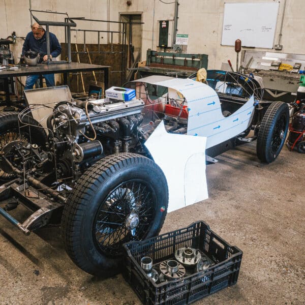 300925 XK120B Body Taking Shape 5