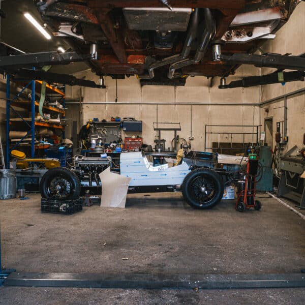 300925 XK120B Body Taking Shape 7