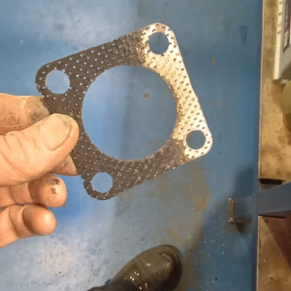 301025 1955 Jaguar XK140 Exhaust Repair 10