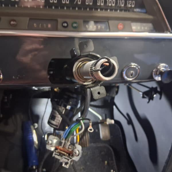 301025 1966 Volvo 122S Electric Steering Column Install 10