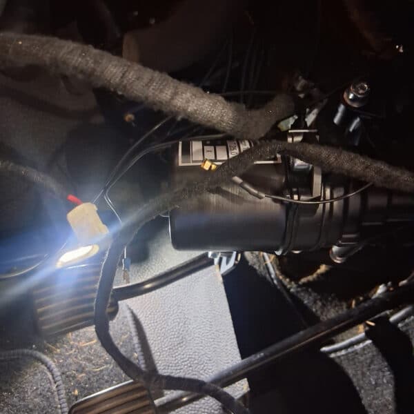 301025 1966 Volvo 122S Electric Steering Column Install 12