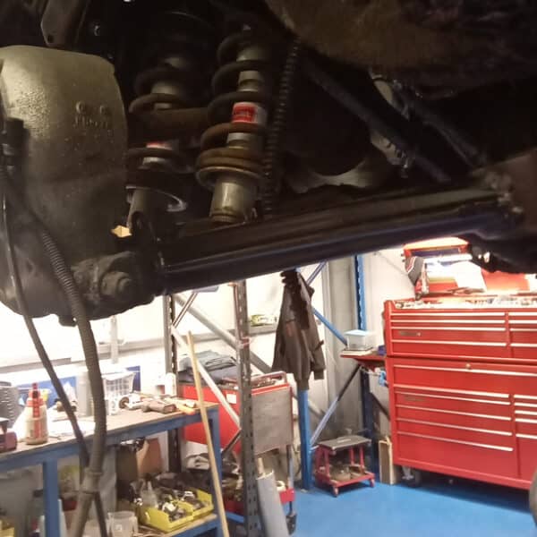 301025 1991 Jaguar XJS Rear Axle Refit 4