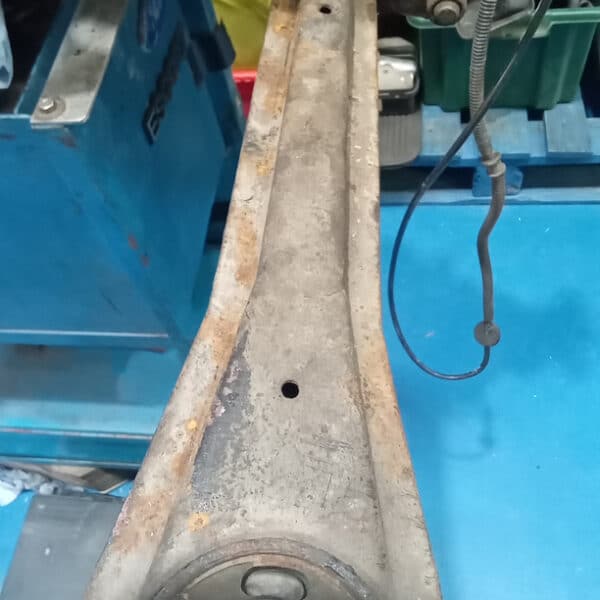 301025 1991 Jaguar XJS Rear Trailing Arms 15