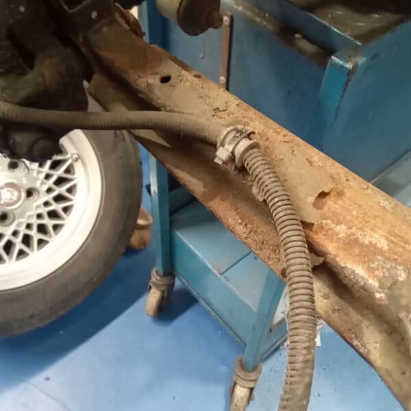 301025 1991 Jaguar XJS Rear Trailing Arms 17