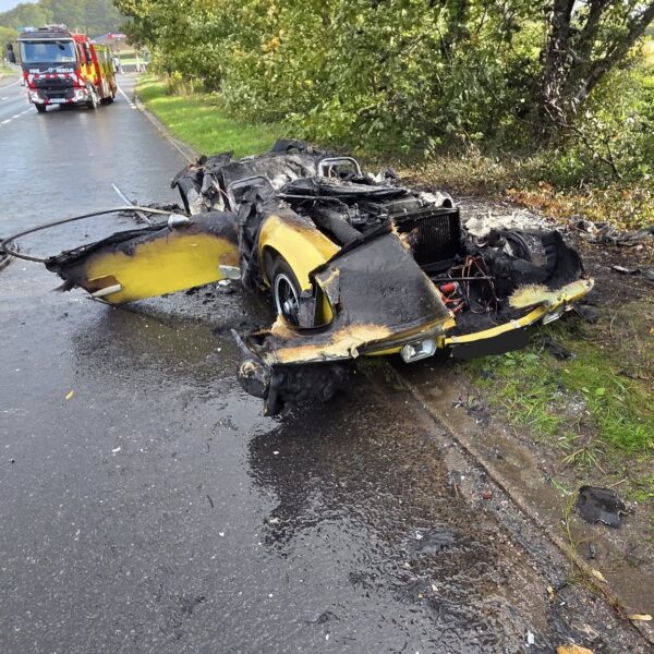 Lotus Elan Fire in Devon 1