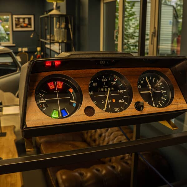 Re-Engauge BMW 'Munich' Clock