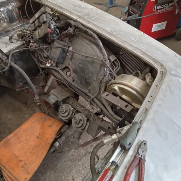 041025 1970 Aston Martin DBS Engine Bay Wiring Harness 4