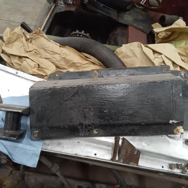 041025 1970 Aston Martin DBS Firewall Removal 4