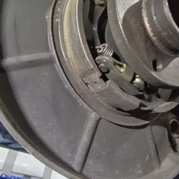 041025 1987 Maserati BiTurbo Rear Brakes 14