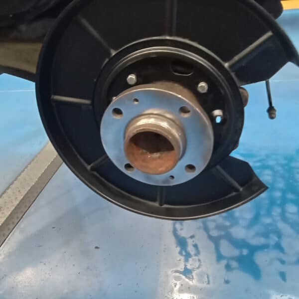 041025 1987 Maserati BiTurbo Rear Brakes 5