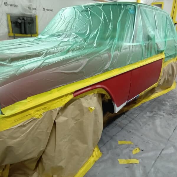 041125 1973 Mercedes 250 Painted 5