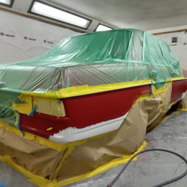 041125 1973 Mercedes 250 Painted 7