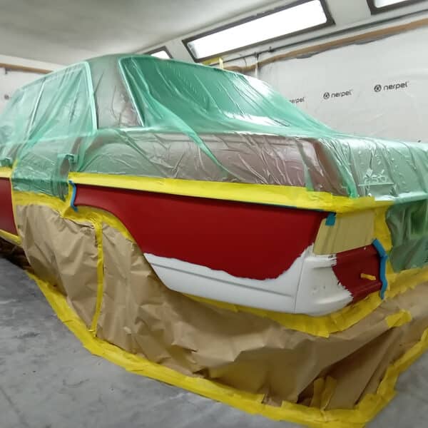 041125 1973 Mercedes 250 Painted 8