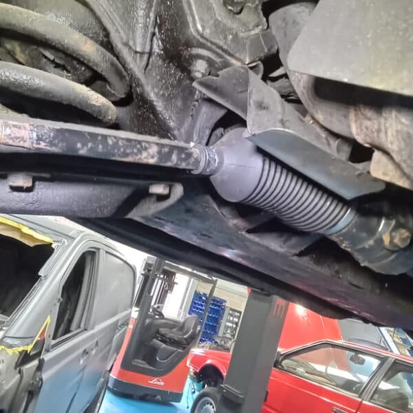 051125 1991 Jaguar XJS Repairs 11