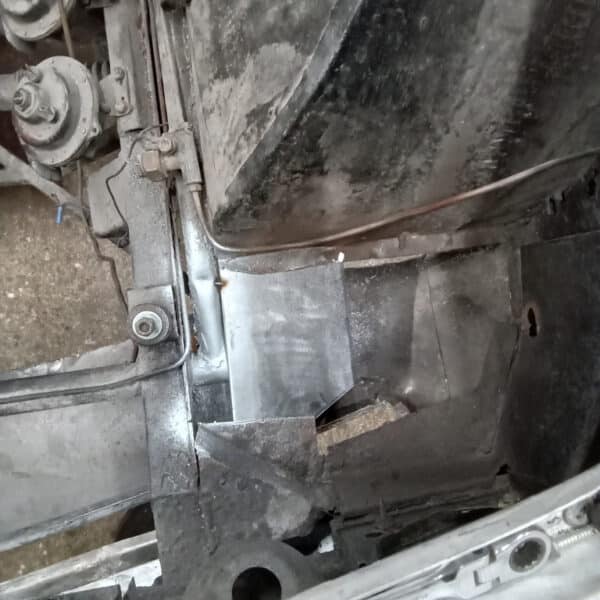 071125 1970 Aston Martin DBS Engine Bay Repairs