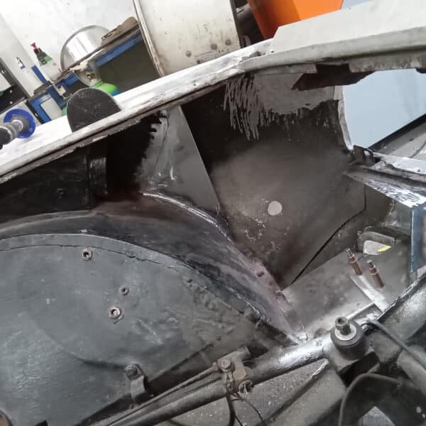 071125 1970 Aston Martin DBS Inner Wing Repair 2