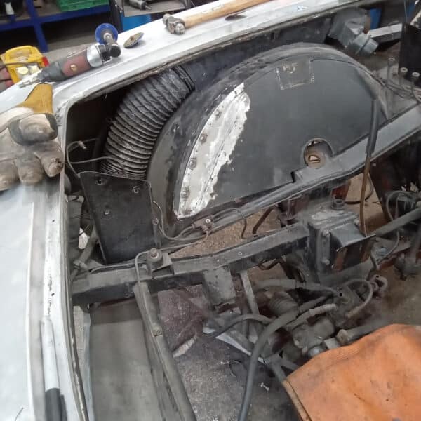 071125 1970 Aston Martin DBS Inner Wing Repairs 2