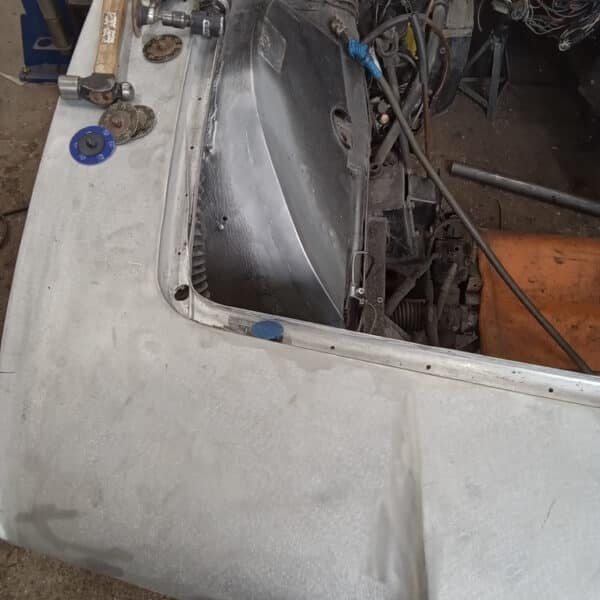 071125 1970 Aston Martin Wheel Tub 2