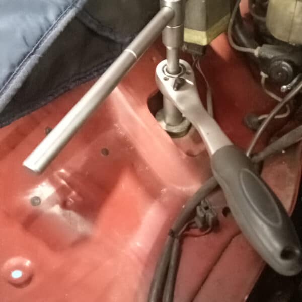 071125 1973 Mercedes 250 Subframe Mounts 13