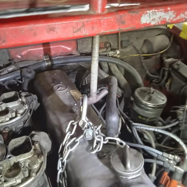 071125 1973 Mercedes 250 Subframe Mounts 15