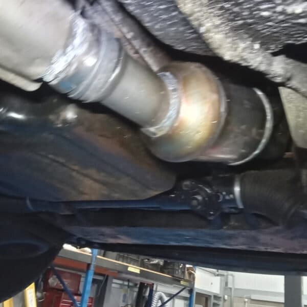 071125 1991 Jaguar XJS Offside Exhaust 14