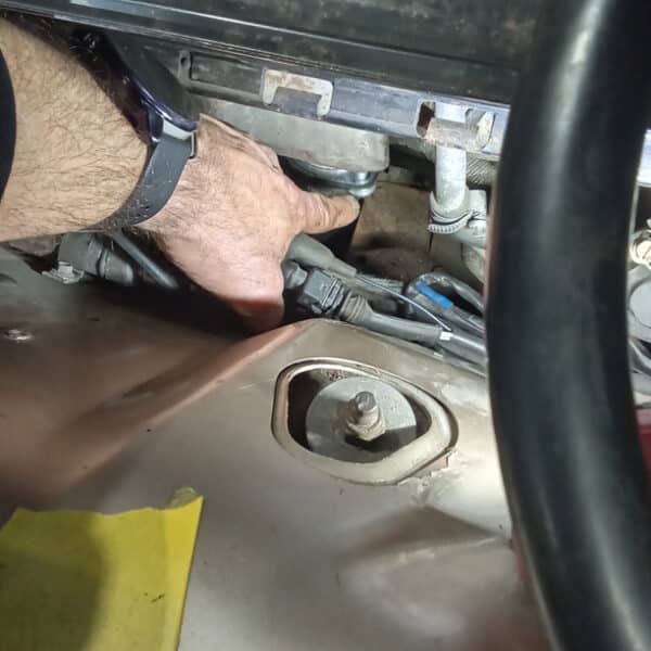 071125 1991 Jaguar XJS Offside Exhaust 17