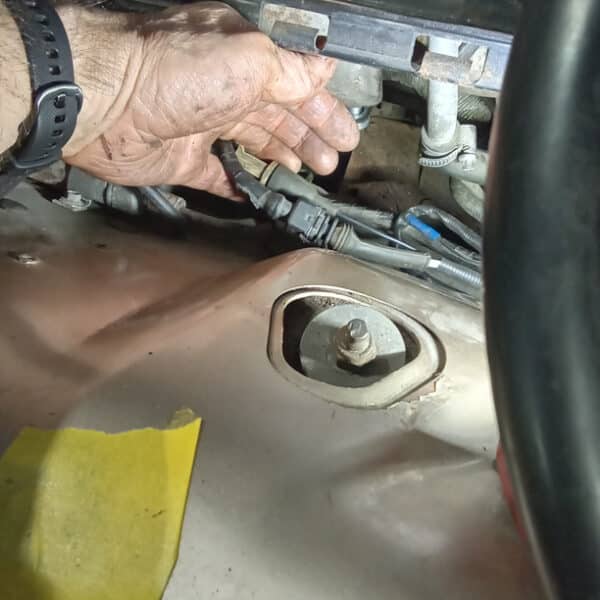 071125 1991 Jaguar XJS Offside Exhaust 18