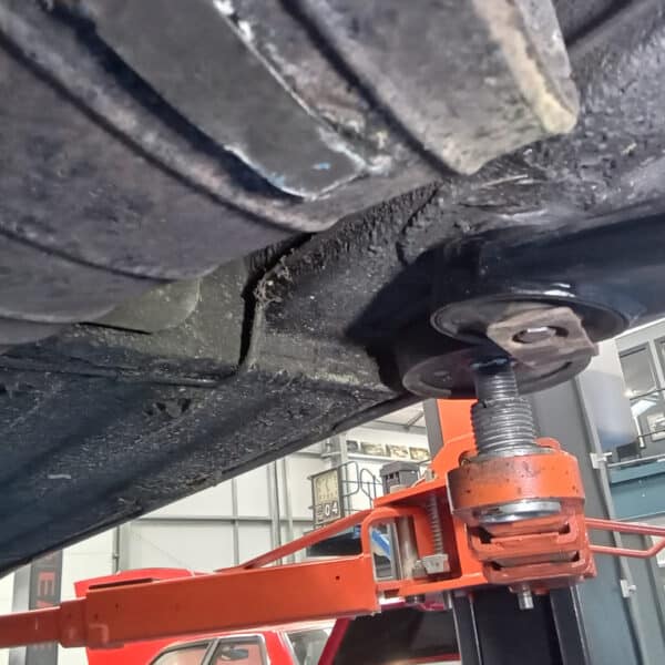 071125 1991 Jaguar XJS Offside Exhaust 5