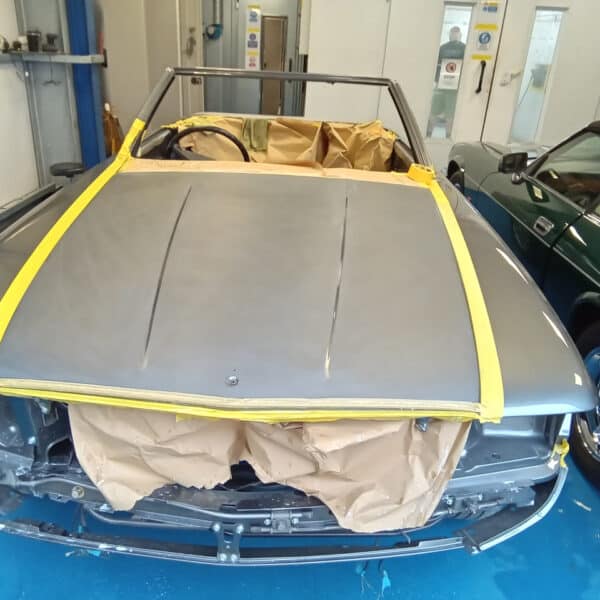 081125 1987 Mercedes 500SL Polishing 4