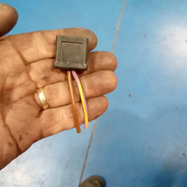 111125 1973 Mercedes 250 Service and Repairs 11