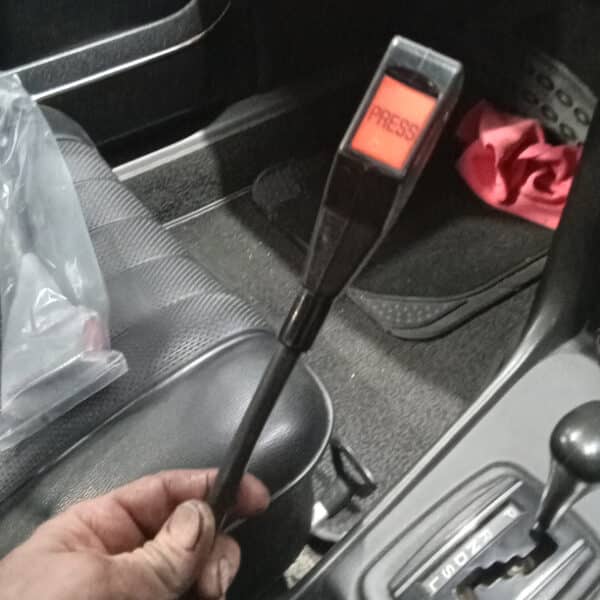 111125 1973 Mercedes 250 Service and Repairs 29