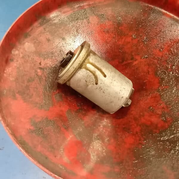 111125 1973 Mercedes 250 Service and Repairs 6