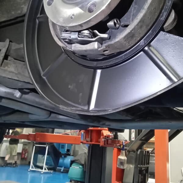 111125 1987 Maserati BiTurbo Rear Brakes 17