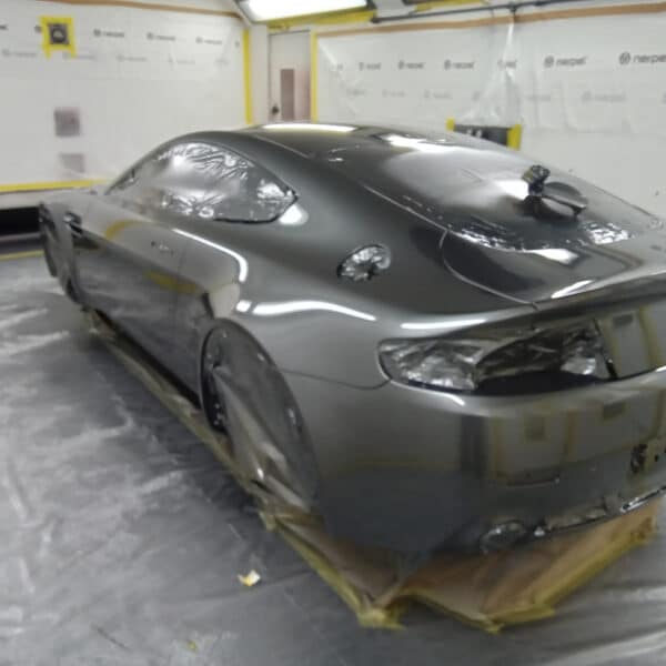 111125 2006 Aston Martin V8 Vantage Painted 3