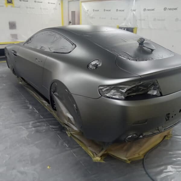 111125 2006 Aston Martin V8 Vantage Painted 5