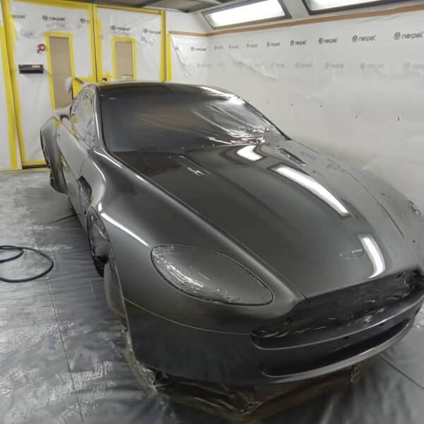 111125 2006 Aston Martin V8 Vantage Painted