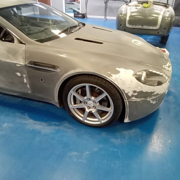 111125 2006 Aston Martin V8 Vantage Prepped for Primer 14