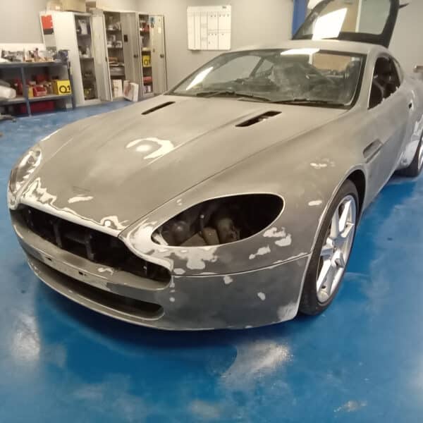 111125 2006 Aston Martin V8 Vantage Prepped for Primer 17