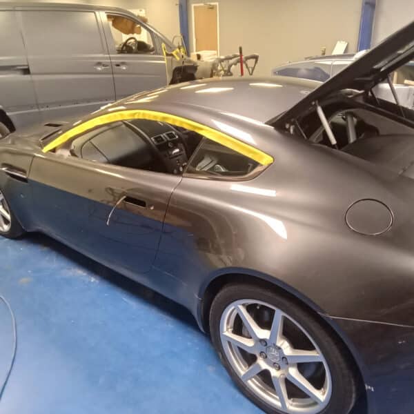 111125 2006 Aston Martin V8 Vantage Strip Down and Prep 7