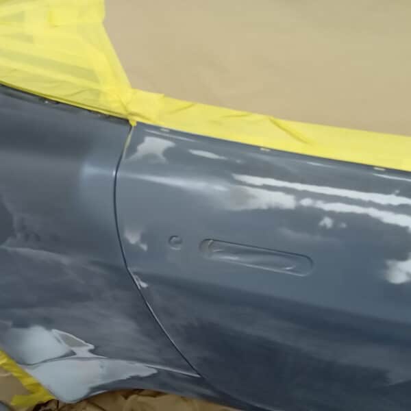 111125 2006 Aston Martin V8 Vantage in Primer 11