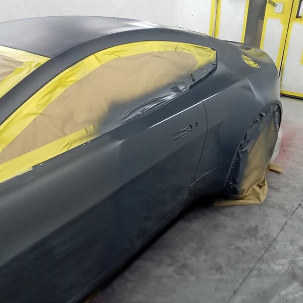 111125 2006 Aston Martin V8 Vantage in Primer 2