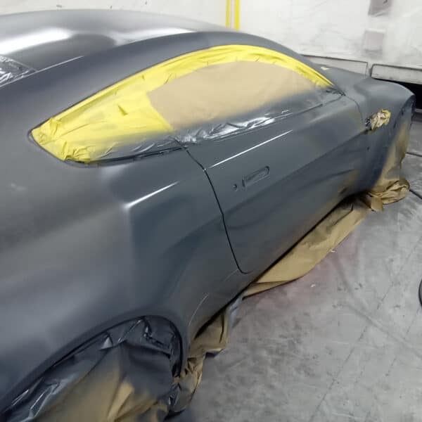 111125 2006 Aston Martin V8 Vantage in Primer 5