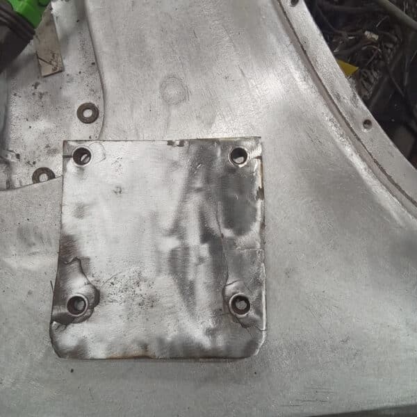 121125 1970 Aston Martin DBS Broken Engine Mount 2