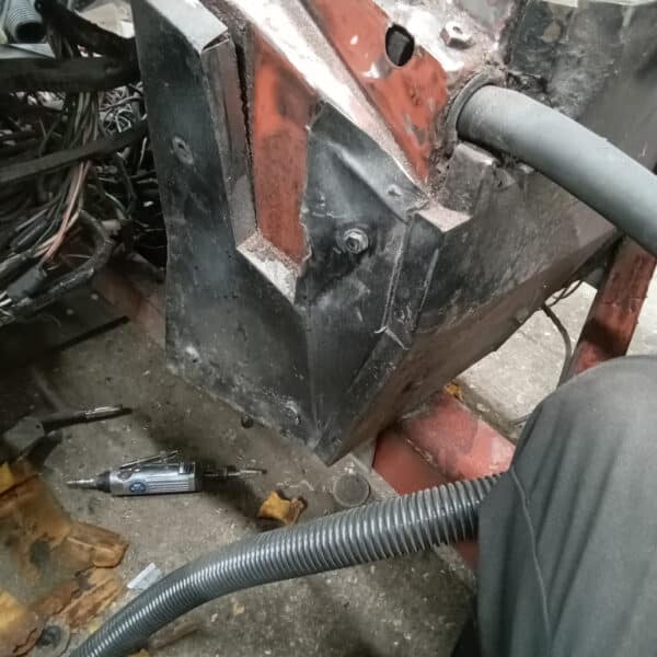 121125 1970 Aston Martin DBS Firewall Insulation